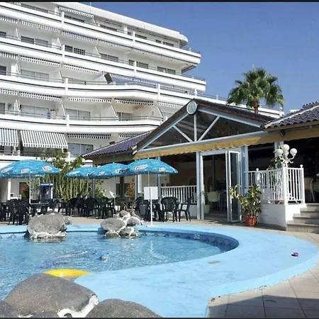 Club Atlantis Apartment *